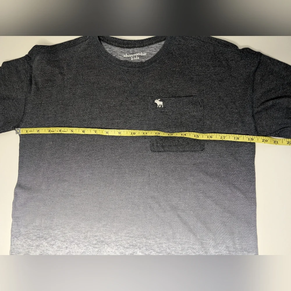 Abercrombie Kids Boys 13/14 Long Sleeve Shirt Black-Light Gray Gradient - Picture 8 of 9